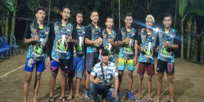 Tim Volly Putra Menjuarai Adiluhur  Tournament
