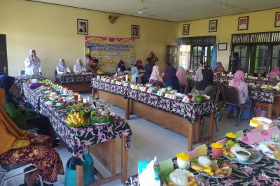 Lomba Menyusun Menu dan Menyajikan Makanan Sehat Sehari Di Desa Sidomukti Tahun 2023